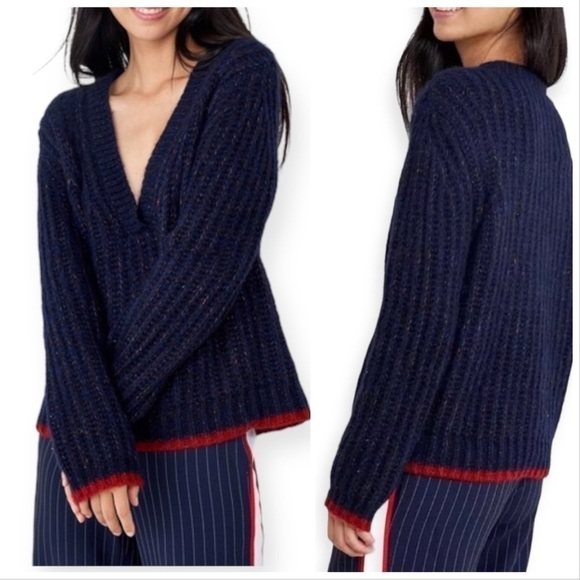 La Ligne Sweater, V neck alpaca wool sweater, Navy, Size M - Picture 2 of 15